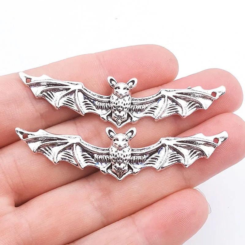 5Pcs 12x65mm Zinc Alloy Silver Color Halloween Bat Charms Pendant Designer Charms Fit Jewelry Making DIY Jewelry Accessories
5Pcs 12x65mm Zinc Alloy Silver Color Halloween Bat Charms Pendant Designer Charms Fit Jewelry Making DIY Jewelry Accessories