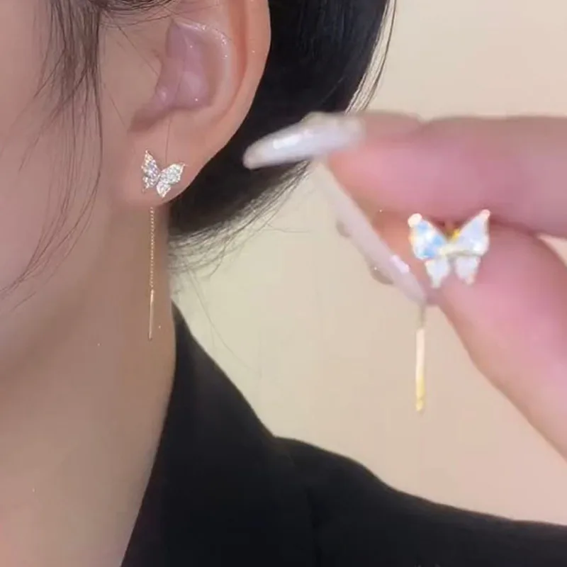 2022 Inlaid Zircon Butterfly Earrings Delicate Simple Golden Butterfly Earrings Personalized Jewelry Earrings Anniversary Gift
2022 Inlaid Zircon Butterfly Earrings Delicate Simple Golden Butterfly Earrings Personalized Jewelry Earrings Anniversary Gift