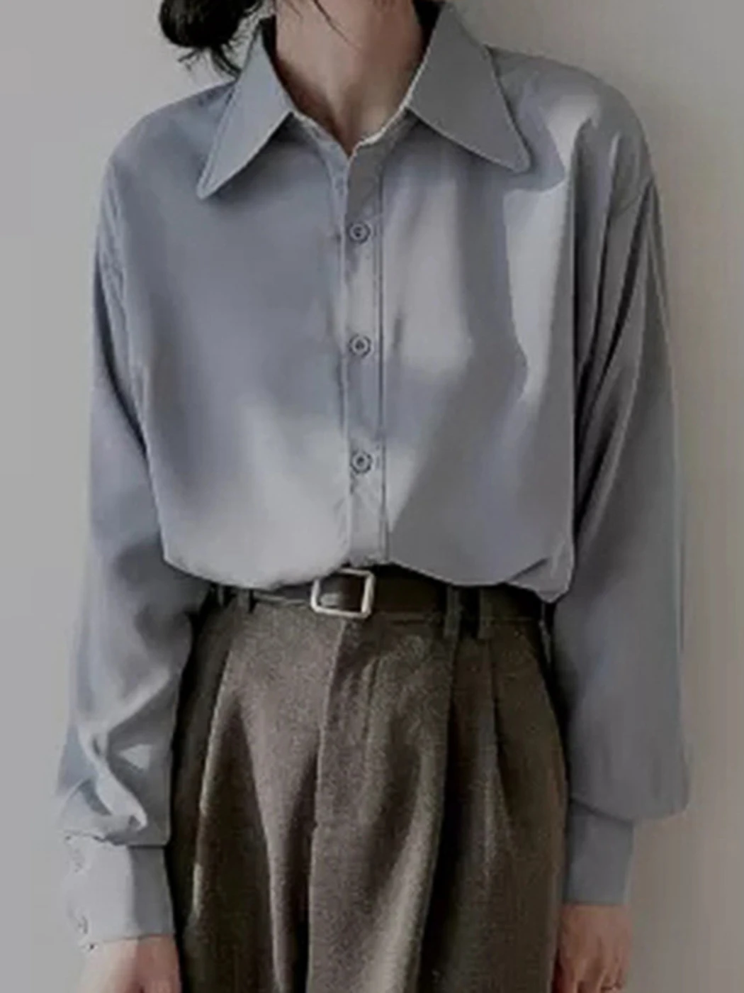 Jyate Korean Style Simple Shirt Woman Spring Button Long Sleeve Oversized Fog Blue Blouses Casual Loose Chic Office Lady Chemise
Jyate Korean Style Simple Shirt Woman Spring Button Long Sleeve Oversized Fog Blue Blouses Casual Loose Chic Office Lady Chemise