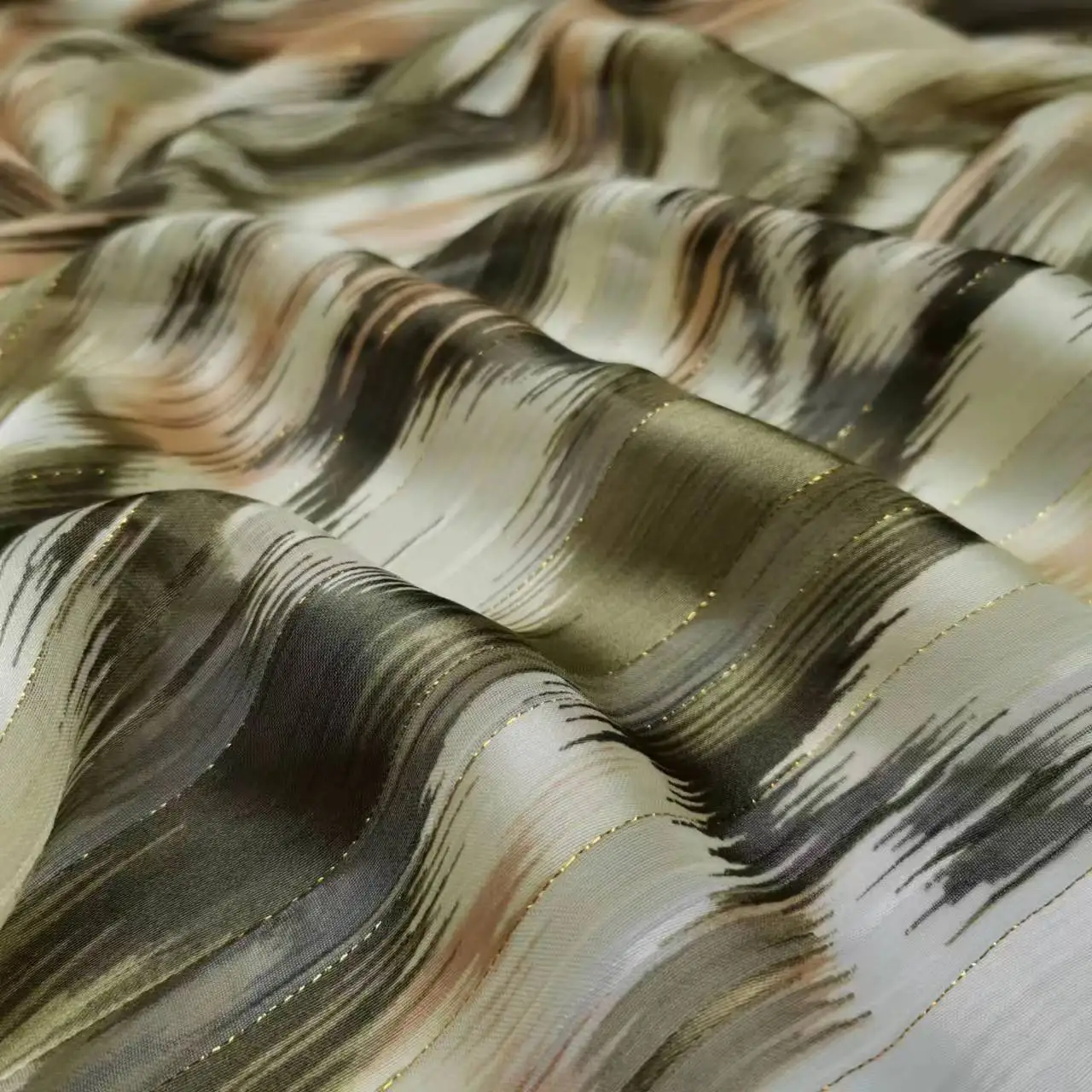 Metallic Leopard Print Fashion Jacquard Chiffon Fabric Dress Beach Shawl Stylish Sewing Material
Metallic Leopard Print Fashion Jacquard Chiffon Fabric Dress Beach Shawl Stylish Sewing Material