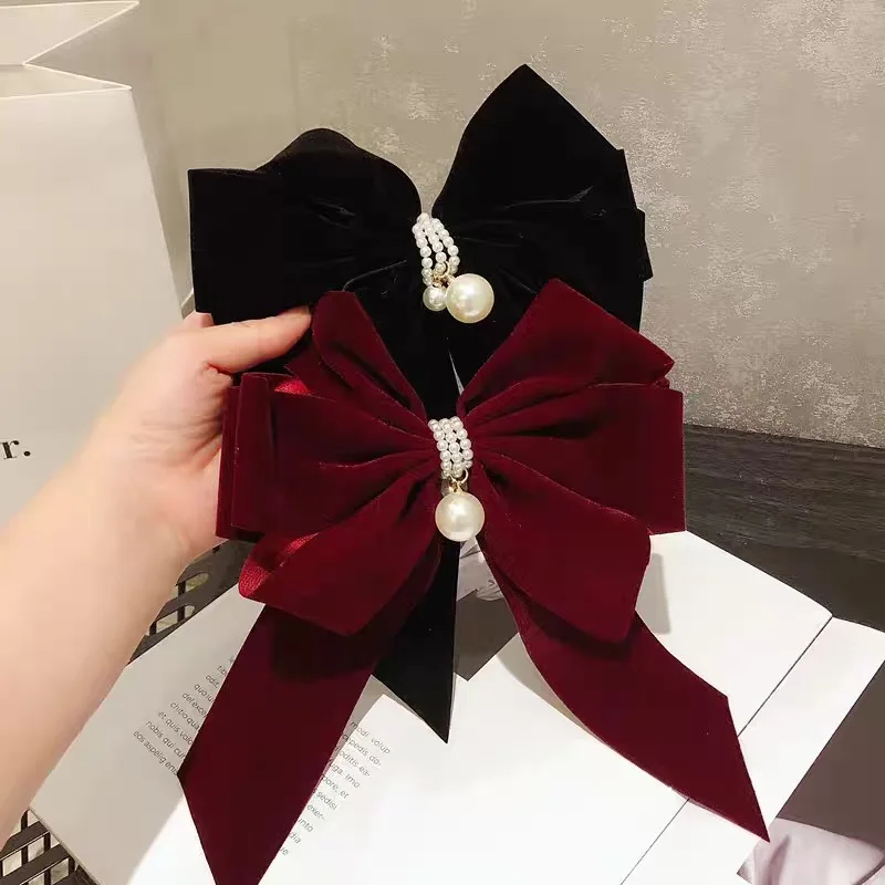 Korean Style Hairpin Bow Imitation Pearl Pendant Velvet Hairpin Exquisite Hair Clip for Luxury Women Fashion Hair Accessories
Korean Style Hairpin Bow Imitation Pearl Pendant Velvet Hairpin Exquisite Hair Clip for Luxury Women Fashion Hair Accessories