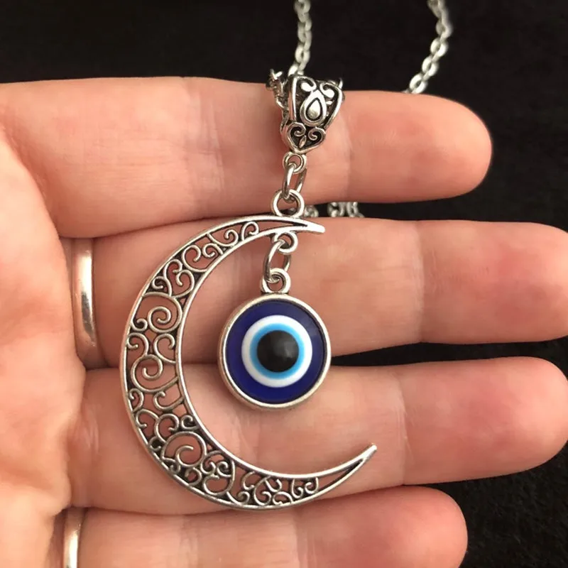 Filigree Moon Turkey Demon Eye Necklace 18 Inch Fatima Ling Buddha Blue Eye Religious Jewelry Women Protective Jewelry Gift
Filigree Moon Turkey Demon Eye Necklace 18 Inch Fatima Ling Buddha Blue Eye Religious Jewelry Women Protective Jewelry Gift