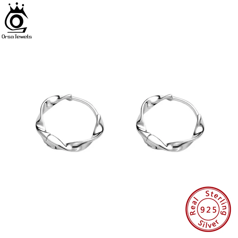 ORSA JEWELS 925 Sterling Silver Simple Twist Hoop Earrings for Women Girls 18K Gold Plated Mini Cartilage Earrings Jewelry APE71
ORSA JEWELS 925 Sterling Silver Simple Twist Hoop Earrings for Women Girls 18K Gold Plated Mini Cartilage Earrings Jewelry APE71