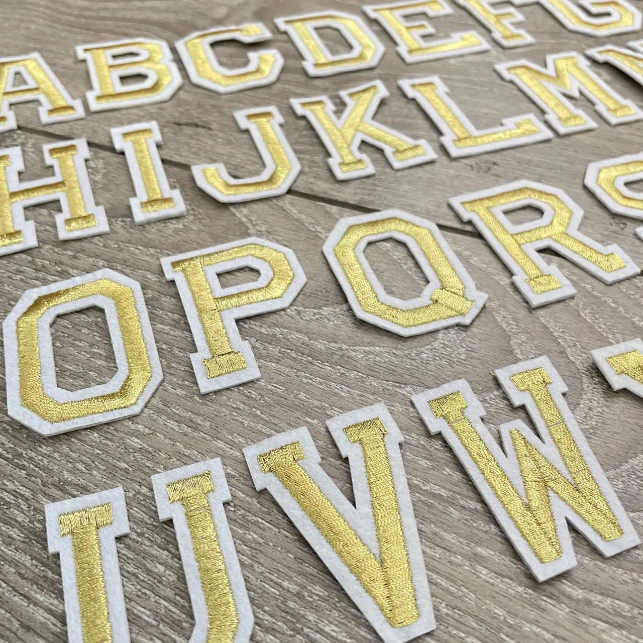 26Pcs 5CM Gold Embroidered Letter Patches Iron on For Clothing Alphabet Patch ABCD EFG HIJK LMN OPQ RST XYZ DIY Accessories
26Pcs 5CM Gold Embroidered Letter Patches Iron on For Clothing Alphabet Patch ABCD EFG HIJK LMN OPQ RST XYZ DIY Accessories