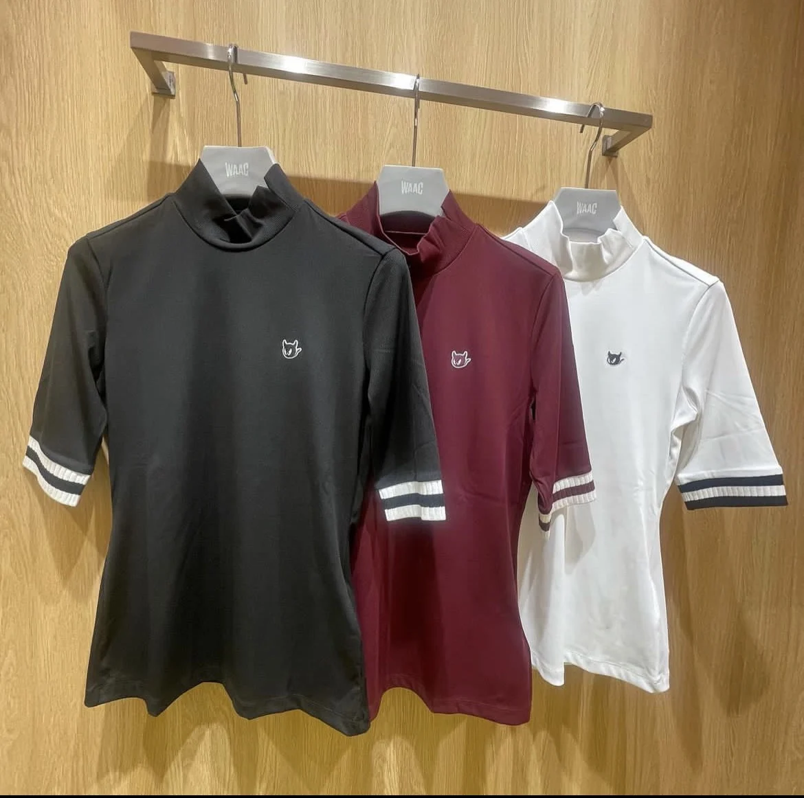 South Korea waac Golf wear women short-sleeved blouse skirt slimming simple sports ball clothing elastic
South Korea waac Golf wear women short-sleeved blouse skirt slimming simple sports ball clothing elastic