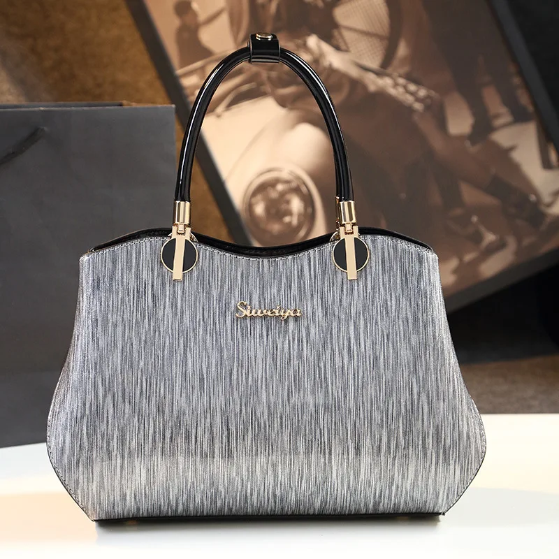 Glossy Patent Leather Handbags Women Top Handle Purse Satchel Bag Stylish Handbag Medium Tote Bags Shoulder Bag Designer Bag
Glossy Patent Leather Handbags Women Top Handle Purse Satchel Bag Stylish Handbag Medium Tote Bags Shoulder Bag Designer Bag