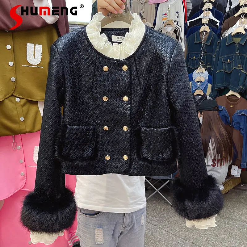 2022 Fall Winter New Fashion Retro Double-Breasted Stitching Fake Two-Piece Jacket Women Streetwear Furry Sleeve PU Leather Coat
2022 Fall Winter New Fashion Retro Double-Breasted Stitching Fake Two-Piece Jacket Women Streetwear Furry Sleeve PU Leather Coat