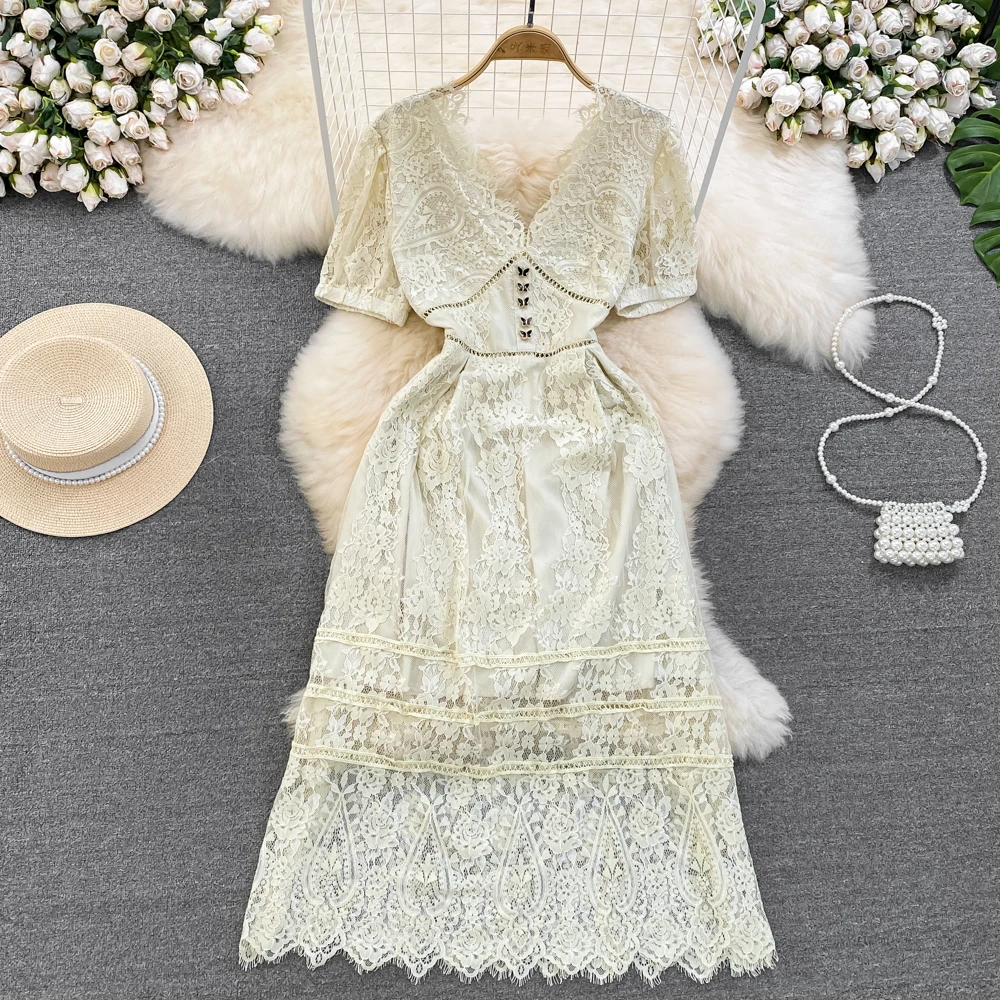 French Retro Design Sense Niche Short Sleeved V-neck Waistband Slimming A-line Lace Dress Dress Long Skirt
French Retro Design Sense Niche Short Sleeved V-neck Waistband Slimming A-line Lace Dress Dress Long Skirt