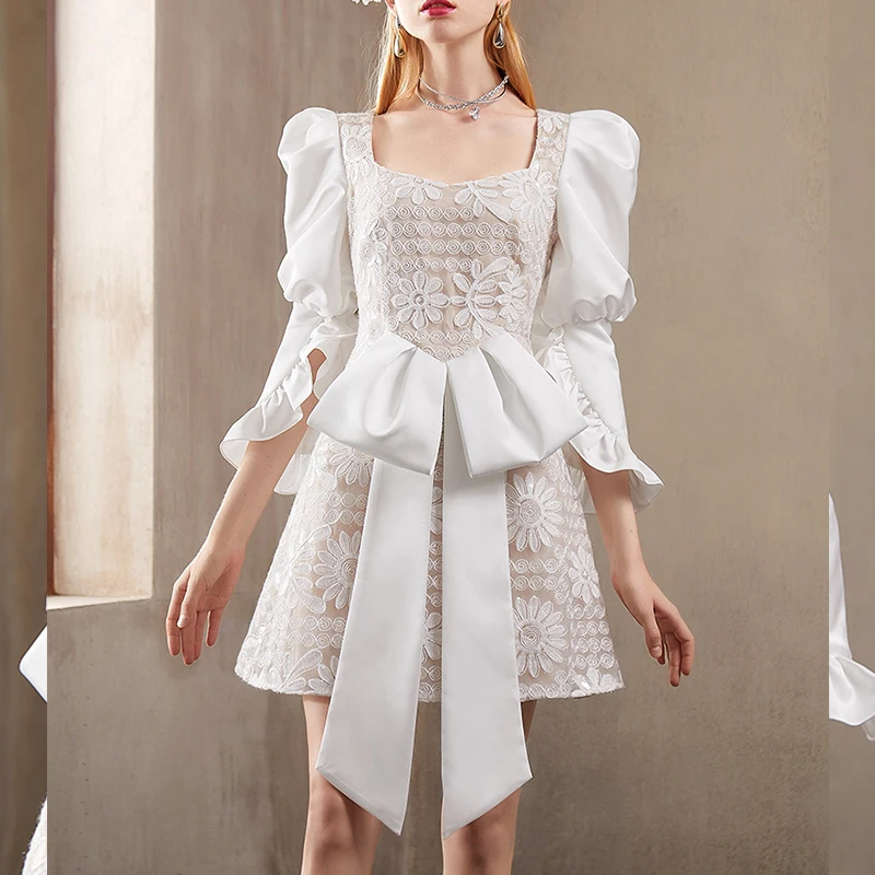 E GIRLS Vintage White Lace Dress for Woman Neck Elegant Bodycon Dresses Woman Autumn 2021 High Waist Party Dress Puff Sleeve
E GIRLS Vintage White Lace Dress for Woman Neck Elegant Bodycon Dresses Woman Autumn 2021 High Waist Party Dress Puff Sleeve
