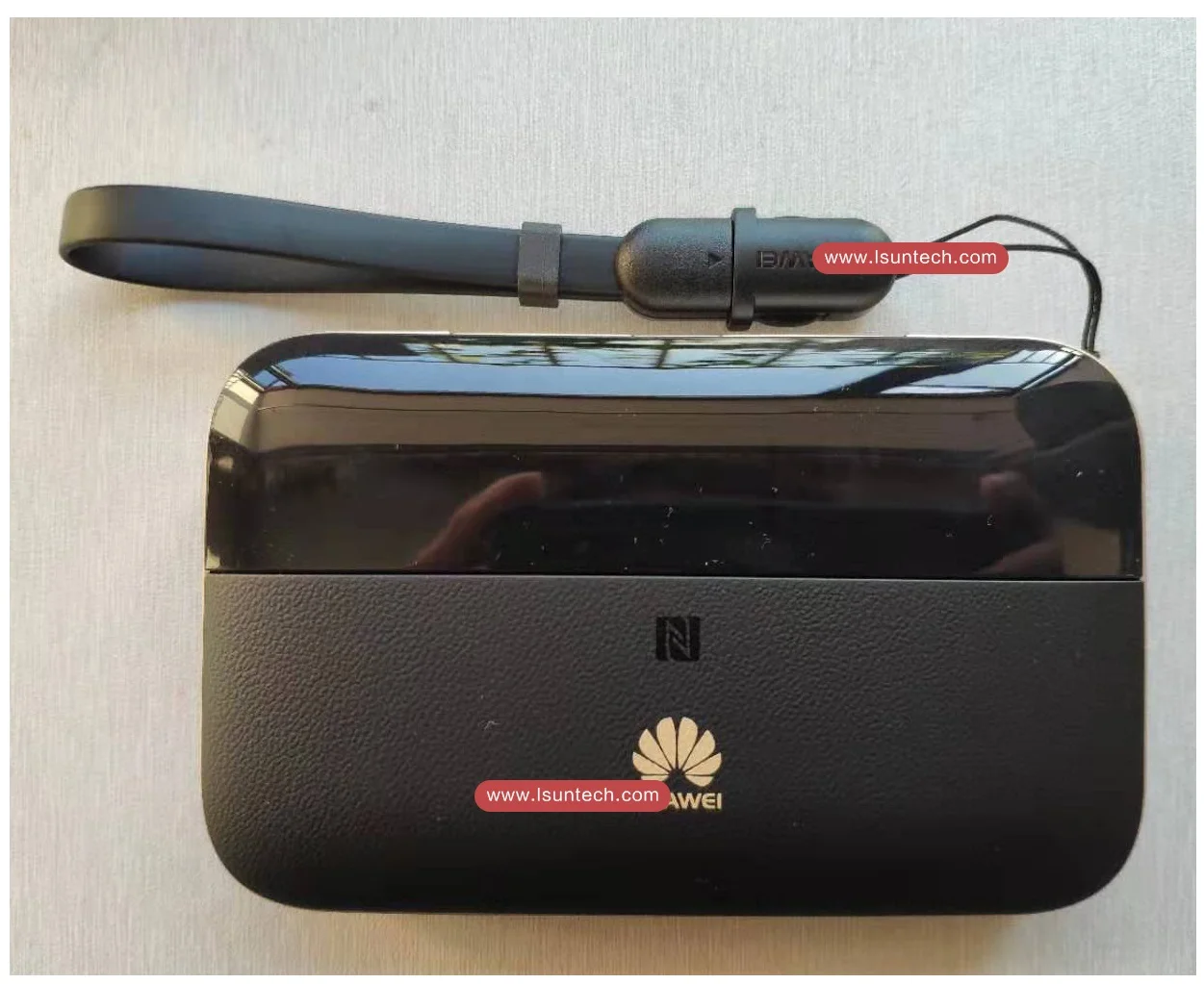 HW E5885 Mobile WiFi Pro 2, беспроводная точка доступа 4g lte wifi роутер с портом rj45 wan, HW E5885 4G LTE Cat6
HW E5885 Mobile WiFi Pro 2, беспроводная точка доступа 4g lte wifi роутер с портом rj45 wan, HW E5885 4G LTE Cat6