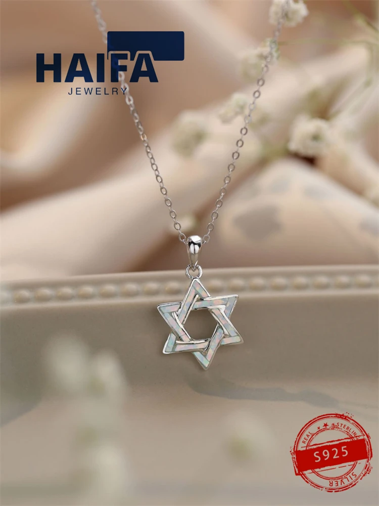 Hot selling European and American style simple love design party fashion personality ladies high fashion Necklace Jewelry Gift
Hot selling European and American style simple love design party fashion personality ladies high fashion Necklace Jewelry Gift