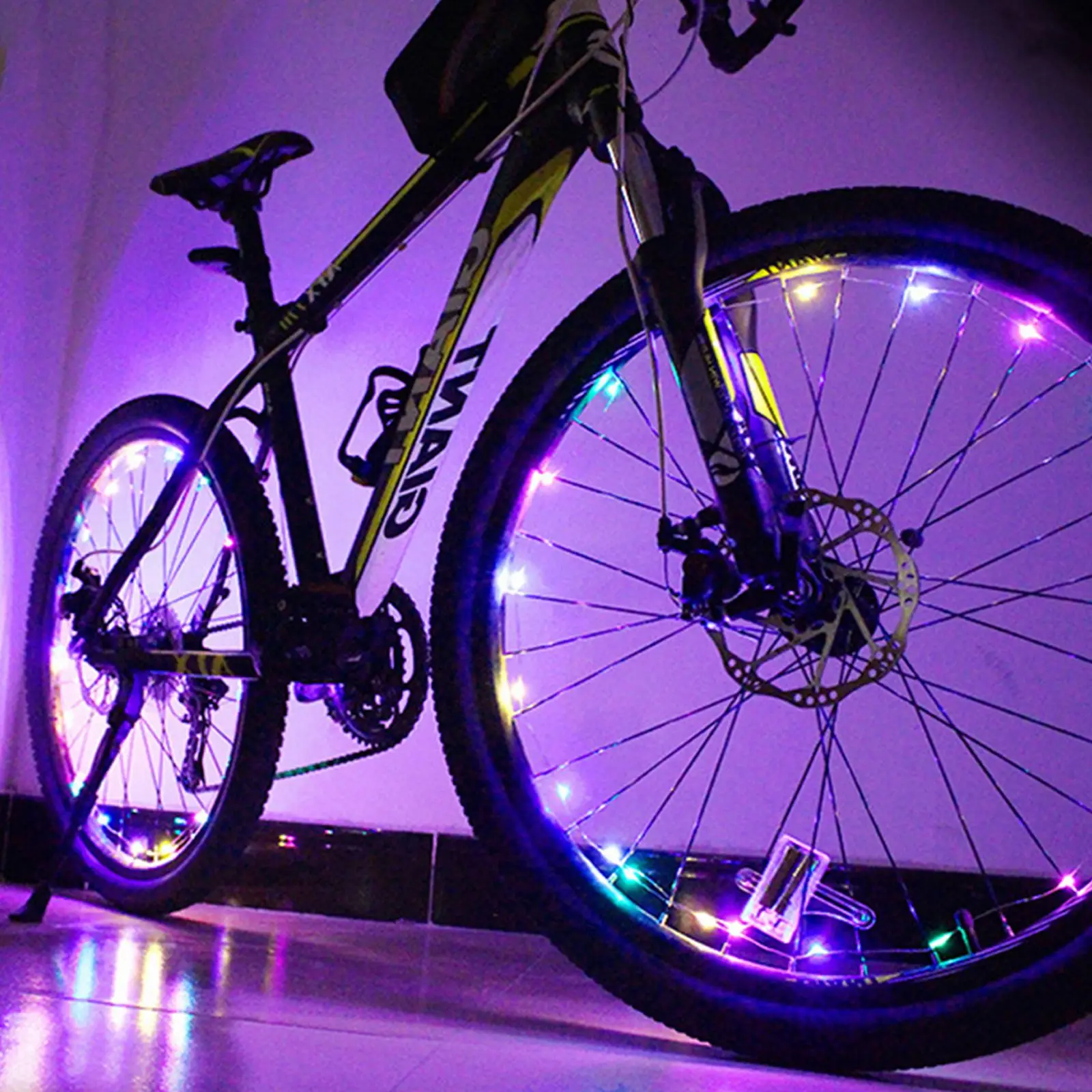 2pcs/pack LED Bike Wheel Tire Lights Ultra Bright Waterproof Bicycle Spoke Light 20pcs Bright LED Lamp 3 Modes Cycling Accessory
2pcs/pack LED Bike Wheel Tire Lights Ultra Bright Waterproof Bicycle Spoke Light 20pcs Bright LED Lamp 3 Modes Cycling Accessory