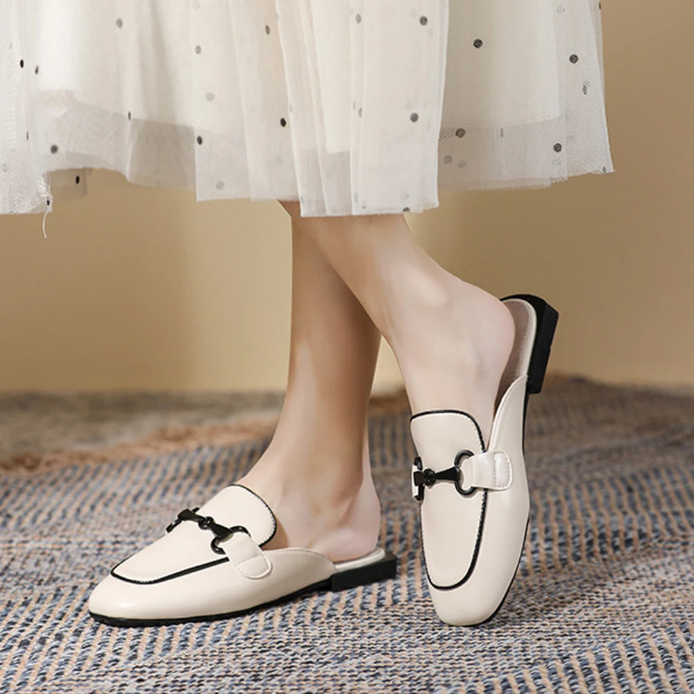 2022 Women's Horsebit Half Slippers Leather Sandals Korean Style Slippers Outer Wear Flat Bottom Half Slippers Office Lady
2022 Women's Horsebit Half Slippers Leather Sandals Korean Style Slippers Outer Wear Flat Bottom Half Slippers Office Lady