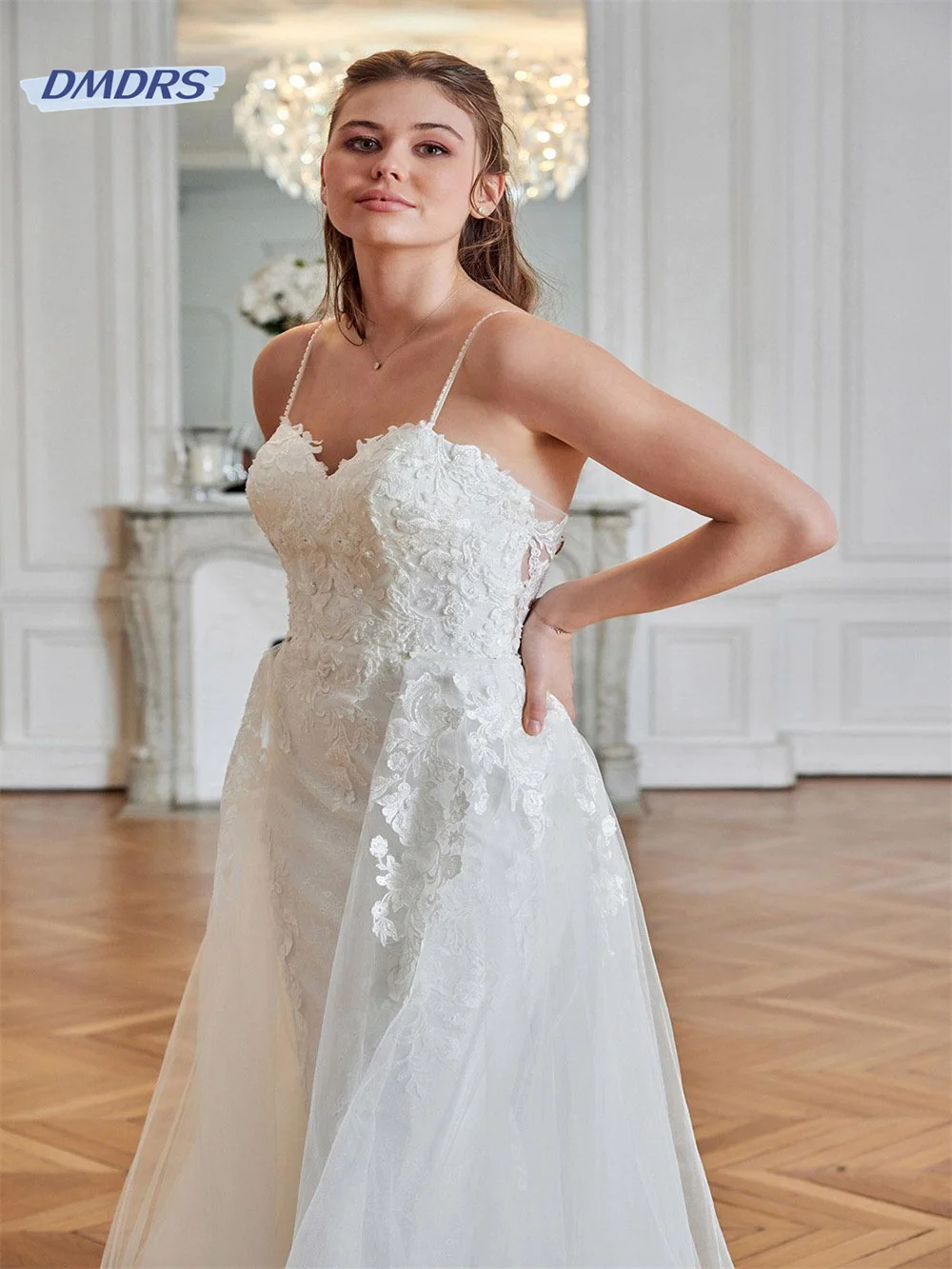 Romantic Sweetheart Neck Spaghetti Straps Wedding Dress Beach Lace Appliques Bridal Gown Elegant Vestidos De Novia
Romantic Sweetheart Neck Spaghetti Straps Wedding Dress Beach Lace Appliques Bridal Gown Elegant Vestidos De Novia