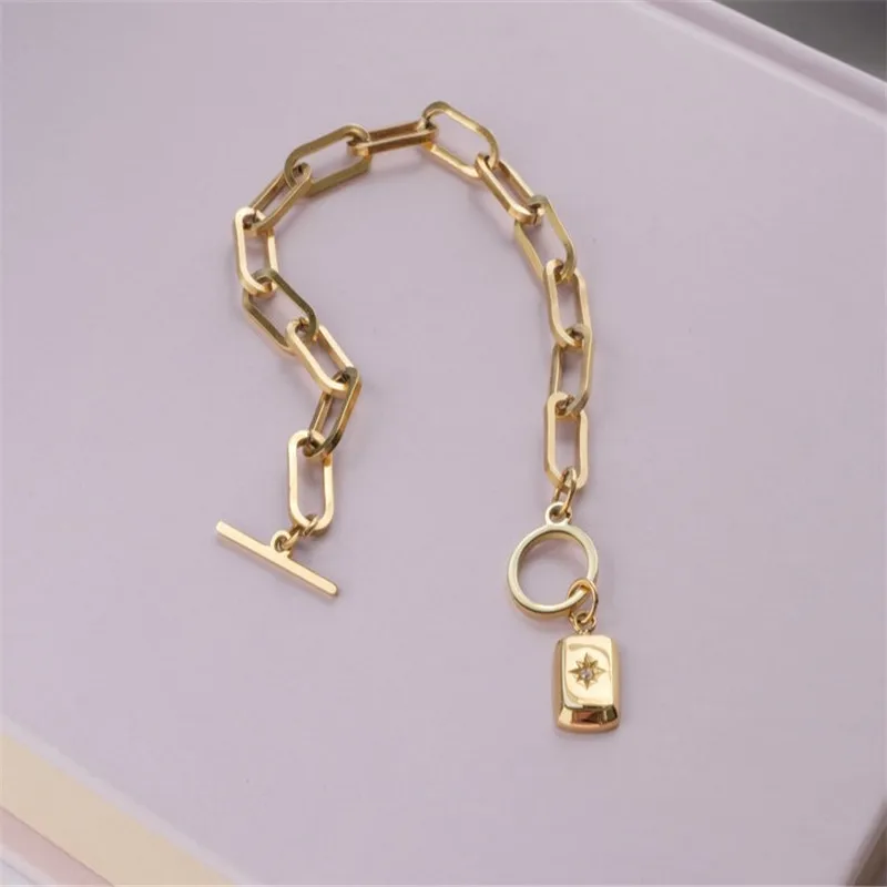 2022New Fashion Women Simple Ot Buckle Box Awn Star Bracelet Women Sexy Party Stainless Steel Trend Valentine's Day Bracelet
2022New Fashion Women Simple Ot Buckle Box Awn Star Bracelet Women Sexy Party Stainless Steel Trend Valentine's Day Bracelet