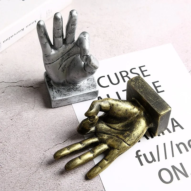SIYU American Retro Gesture Finger Model Home Decoration Bar Model Room Desktop Decoration Resin Craft Gift
SIYU American Retro Gesture Finger Model Home Decoration Bar Model Room Desktop Decoration Resin Craft Gift