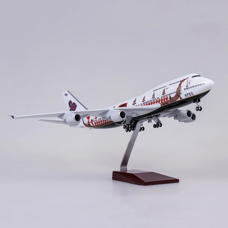 

47CM 1:150 Scale Diecast Model Thai Airways Dragon Boat Boeing 747 Resin Airplane Airbus With Light And Wheels Toy Collection