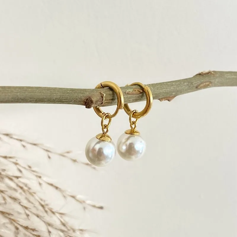 RACHELZ French Vintage Pearl Pendant Earrings Fashion Stainless Steel Hoop Earring For Women 18K Gold Color Plated Jewelry
RACHELZ French Vintage Pearl Pendant Earrings Fashion Stainless Steel Hoop Earring For Women 18K Gold Color Plated Jewelry