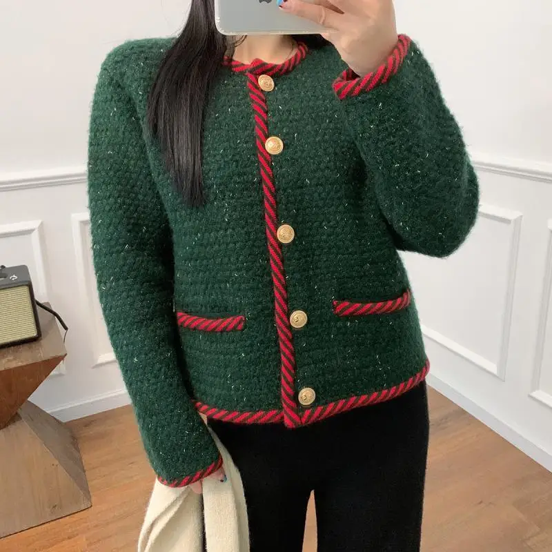 Vintage Green Woven Knitted Women Top Cardigans Red Striped Designer Brand Luxury Single Breasted Sweaters 2023 New 
Vintage Green Woven Knitted Women Top Cardigans Red Striped Designer Brand Luxury Single Breasted Sweaters 2023 New