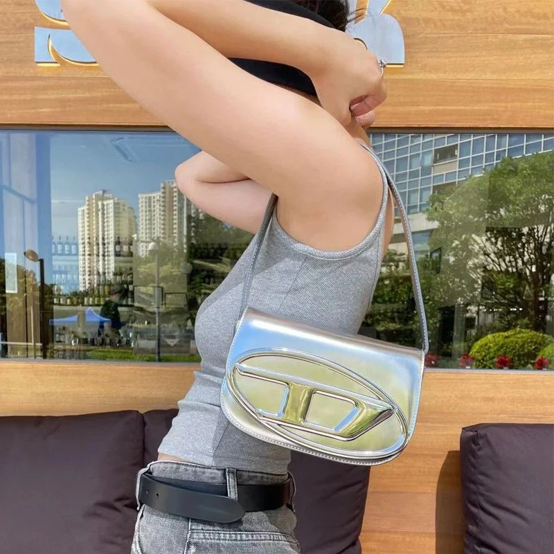 Luxury Design Fashion Womens Bag Y2K Style Shoulder Bag 2023 New Korean Style Silver Handbags PU Leather Tote Bags For Womens
Luxury Design Fashion Womens Bag Y2K Style Shoulder Bag 2023 New Korean Style Silver Handbags PU Leather Tote Bags For Womens
