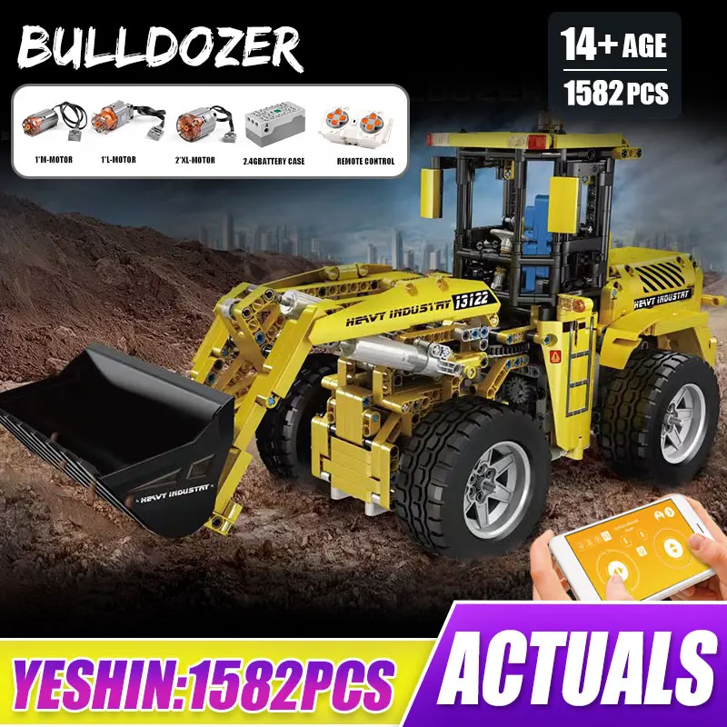 Городской технический колесный погрузчик MOULD KING 13122, бульдозер с дистанционным управлением, строительные блоки, совместимые с 42030 детскими и...
Городской технический колесный погрузчик MOULD KING 13122, бульдозер с дистанционным управлением, строительные блоки, совместимые с 42030 детскими и...