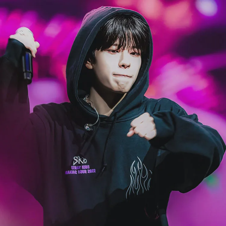 Pakaian K-pop K-Pop корейская мода Бару 2022 Pakaian StrayKids маниак Толстовка Kaus пуловер Atasan уличная одежда Harajuku Wanita
Pakaian K-pop K-Pop корейская мода Бару 2022 Pakaian StrayKids маниак Толстовка Kaus пуловер Atasan уличная одежда Harajuku Wanita