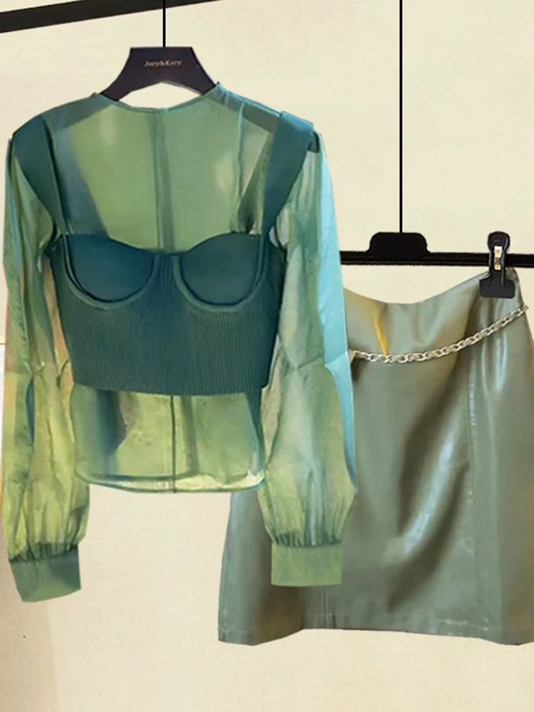 Summer Korean 3 Pieces Set Fashion Y2K Tops Sexy Transparent Women T Shirt Women Camisole Mini Skirt High Waist Skirt
Summer Korean 3 Pieces Set Fashion Y2K Tops Sexy Transparent Women T Shirt Women Camisole Mini Skirt High Waist Skirt