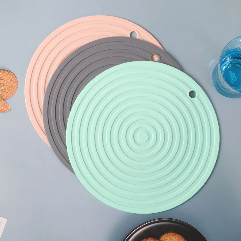 24cm Soft Non-Stick Round Microwave Mat Fryer pad Resistant Silicone Baking Pad Induction cooker mat Table Mate Pastry Tray
24cm Soft Non-Stick Round Microwave Mat Fryer pad Resistant Silicone Baking Pad Induction cooker mat Table Mate Pastry Tray