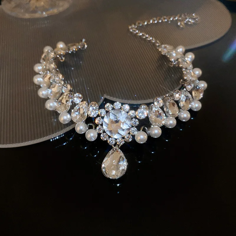 Pearl Zircon Waterdrop Charm Pendant Necklace for Women Choker Clavicle Chain Wedding Party Accessories Zircon Necklace Gift
Pearl Zircon Waterdrop Charm Pendant Necklace for Women Choker Clavicle Chain Wedding Party Accessories Zircon Necklace Gift