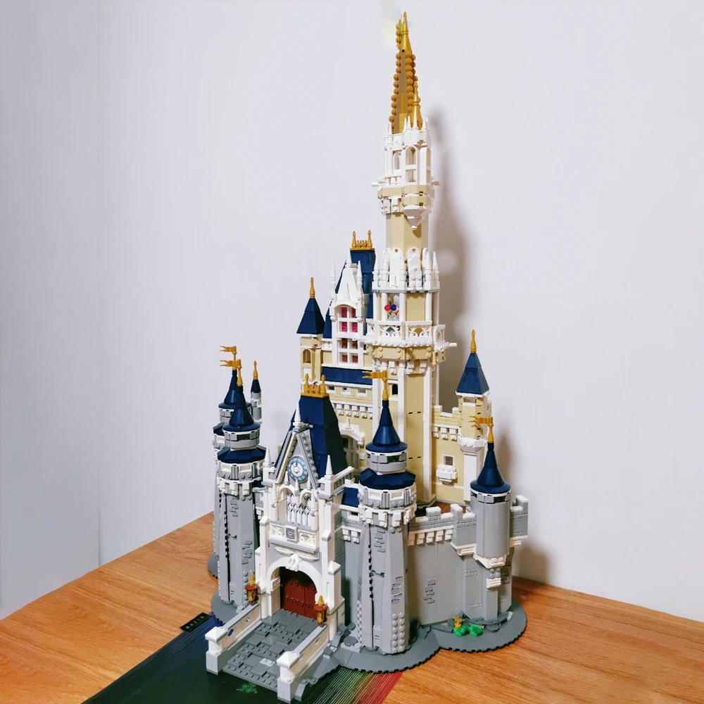 Лидер продаж, Классическая модель Moc, Модульные строительные блоки, кирпичи, замок, экшн-фигурки, Развивающие детские рождественские подарк...
Лидер продаж, Классическая модель Moc, Модульные строительные блоки, кирпичи, замок, экшн-фигурки, Развивающие детские рождественские подарк...