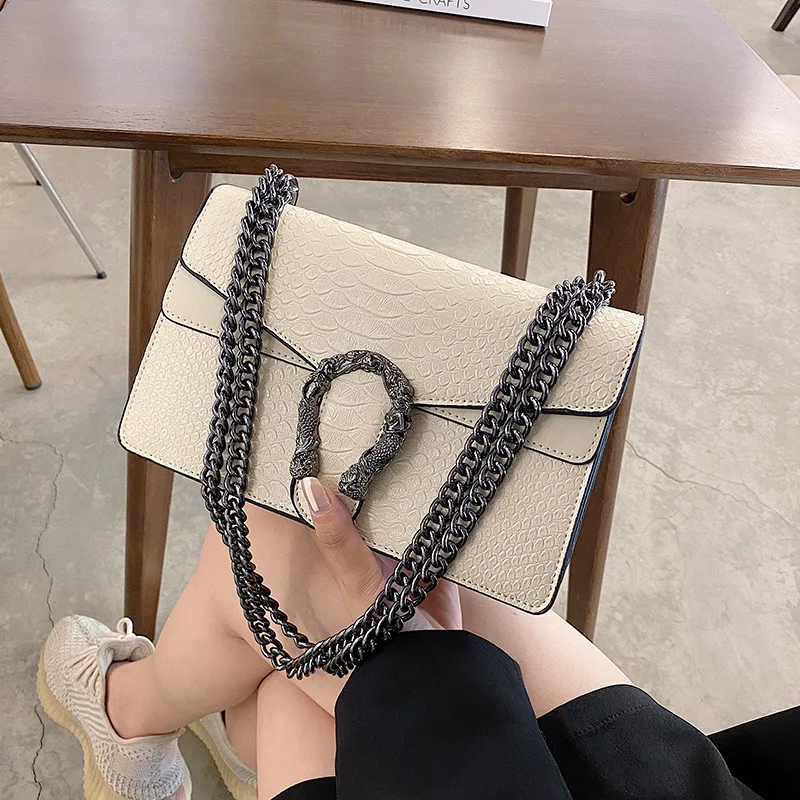 High Quality Women Genuine Leather Shoulder Bag Small Flap Totes Fashion Designer Ladies Casual Handbag Cowhide Crossbody Bags
High Quality Women Genuine Leather Shoulder Bag Small Flap Totes Fashion Designer Ladies Casual Handbag Cowhide Crossbody Bags