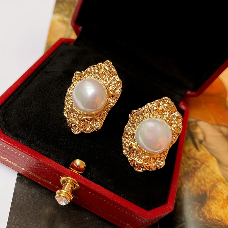 Irregular Geometric Fold Pearl Ear Clip Fashion Elegant Temperament Without Piercing Ear Bone Clip Light Luxury High Sense Earri
Irregular Geometric Fold Pearl Ear Clip Fashion Elegant Temperament Without Piercing Ear Bone Clip Light Luxury High Sense Earri