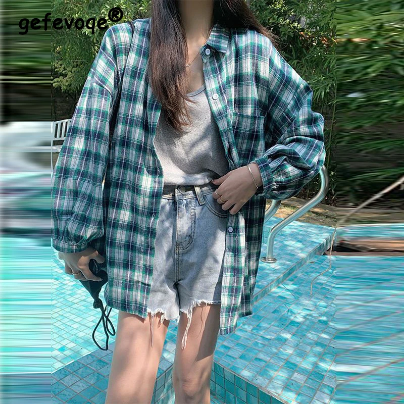 Women's Vintage Classic Plaid Pocket Oversized Streetwear Harajuku Shirts Blouses Spring Autumn Casual Loose Top Female Clothing
Women's Vintage Classic Plaid Pocket Oversized Streetwear Harajuku Shirts Blouses Spring Autumn Casual Loose Top Female Clothing