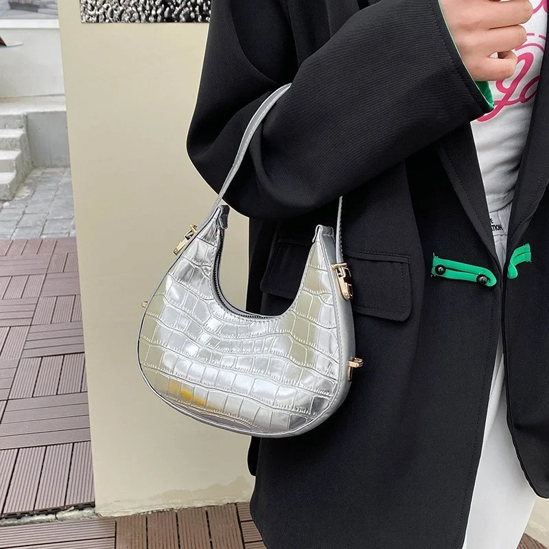 PU Leather Women Luxury Designer Handbag Purses 2023 Fashion Vintage Double Zipper Half Moon Crescent Shoulder Bags
PU Leather Women Luxury Designer Handbag Purses 2023 Fashion Vintage Double Zipper Half Moon Crescent Shoulder Bags