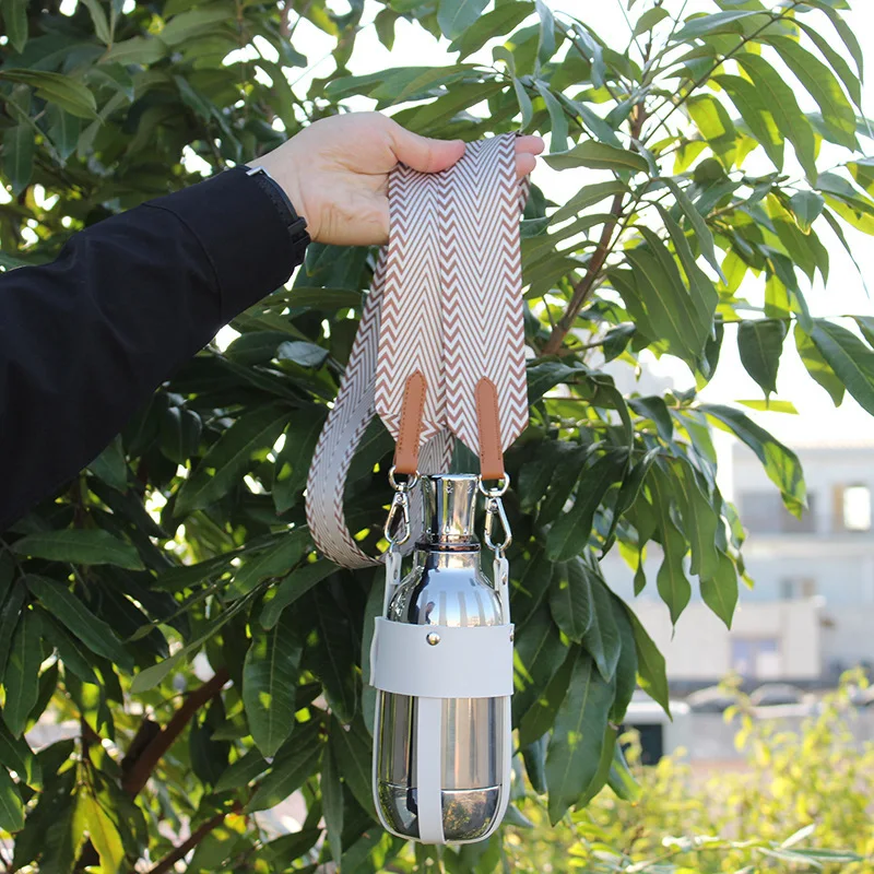 Thermos Cup Sleeve Scald Proof Coffee Water Bottle Holder Bag Diagonal Strap PU Leather Sleeve Cover Drink Strap
Thermos Cup Sleeve Scald Proof Coffee Water Bottle Holder Bag Diagonal Strap PU Leather Sleeve Cover Drink Strap