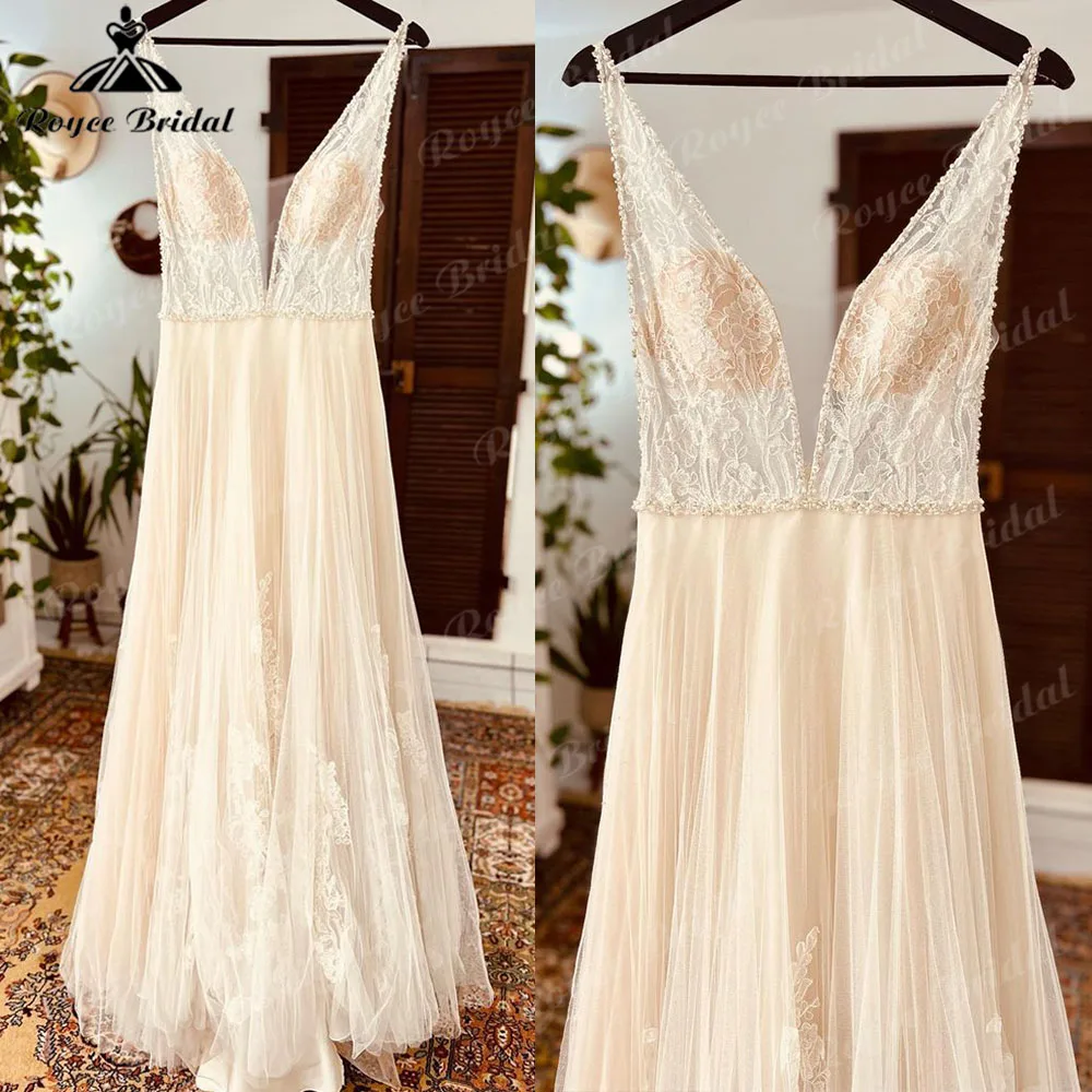 Свадебное платье с глубоким V-образным вырезом, кружевными бусинами, открытой спиной, в стиле бохо, 2023
Свадебное платье с глубоким V-образным вырезом, кружевными бусинами, открытой спиной, в стиле бохо, 2023