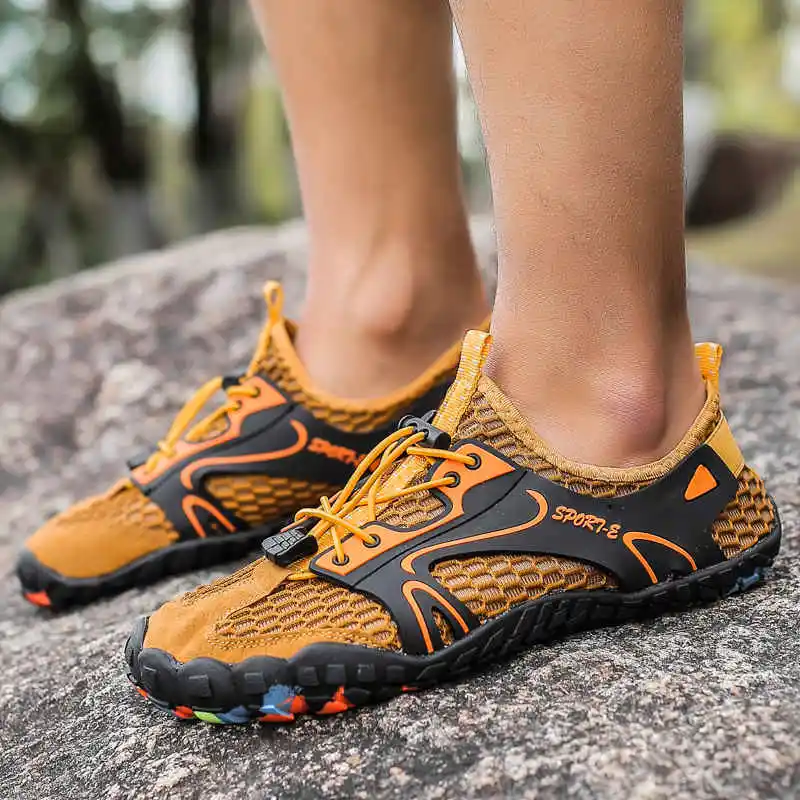 Шлепанцы мужские пляжные Нескользящие, роскошные брендовые дизайнерские сланцы для дома и тенниса, для улицы, 2022
Шлепанцы мужские пляжные Нескользящие, роскошные брендовые дизайнерские сланцы для дома и тенниса, для улицы, 2022