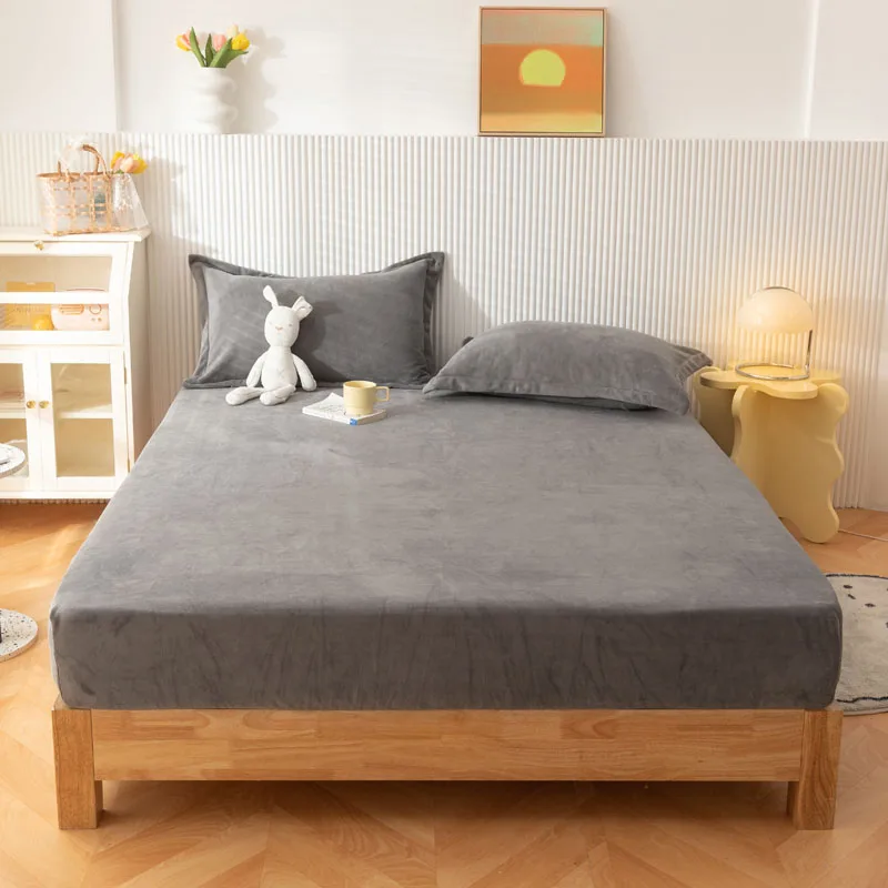Simple Cartoon Solid Color Flannel Fitted Sheet Winter Super Soft Velvet Mattress Cover Bed Sheet With Elastic Band King Size
Simple Cartoon Solid Color Flannel Fitted Sheet Winter Super Soft Velvet Mattress Cover Bed Sheet With Elastic Band King Size
