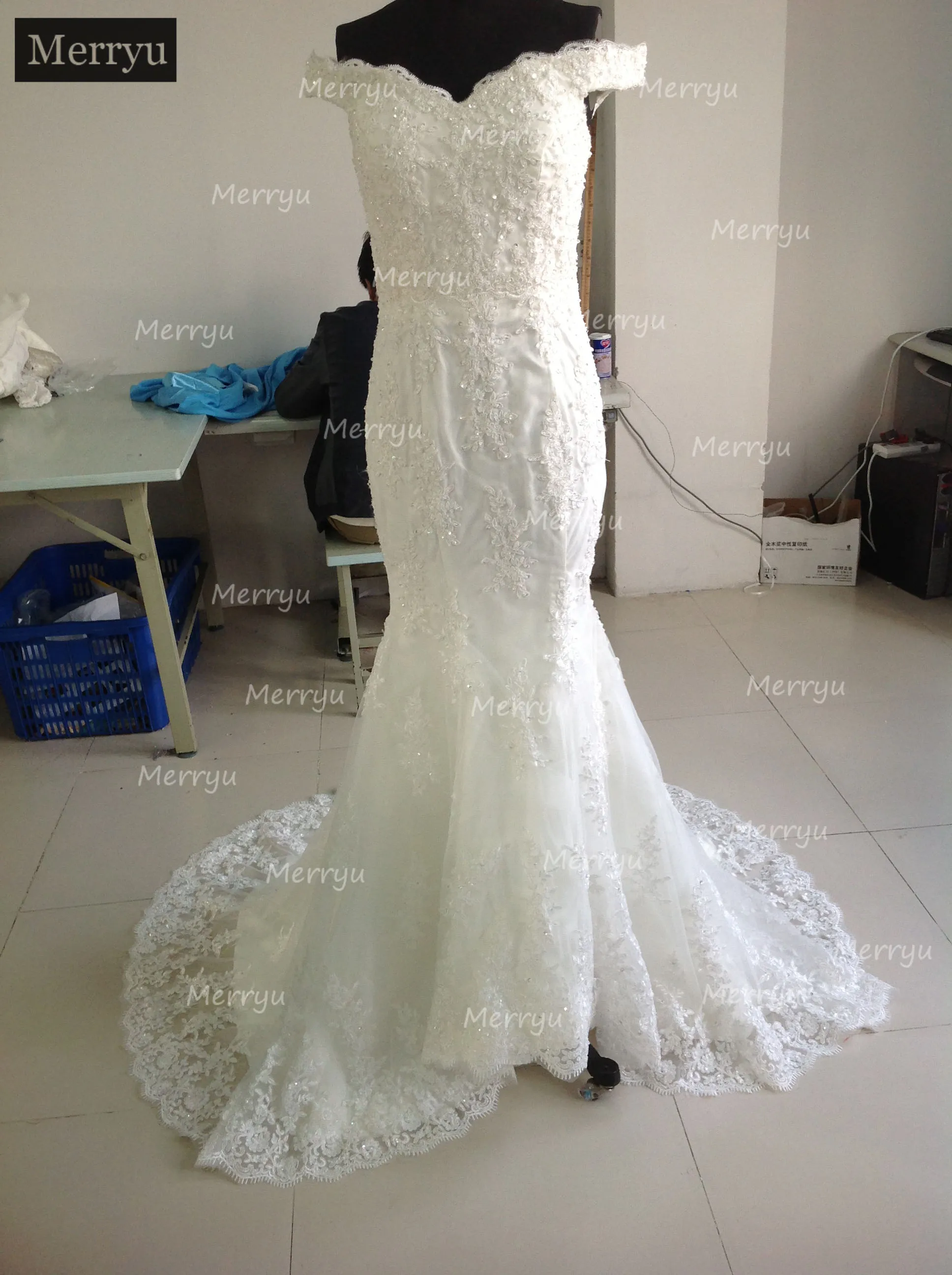 Mermaid Wedding Dresses sweetheart White Wedding dress lace applique beading Bride Dress Robe de mariage customize 
Mermaid Wedding Dresses sweetheart White Wedding dress lace applique beading Bride Dress Robe de mariage customize