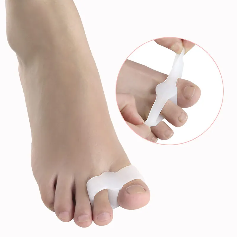 2Pcs=1Pair Silicone Two Hole Thumb Valgus Corrrctor Gel Toe Separator Spacer Finger Protector Orthopedic Pedicure Foot Care Tool
2Pcs=1Pair Silicone Two Hole Thumb Valgus Corrrctor Gel Toe Separator Spacer Finger Protector Orthopedic Pedicure Foot Care Tool
