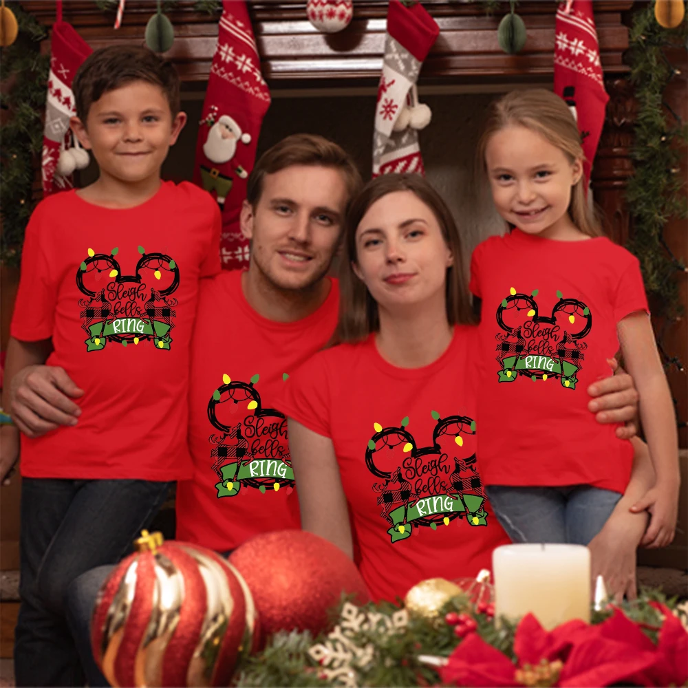 Disney Merry Christmas Family Matching Clothes Mickey Reindeer Aesthetic Mother Kids Blouses 2022 Fashion Xmas Party Red T-shirt
Disney Merry Christmas Family Matching Clothes Mickey Reindeer Aesthetic Mother Kids Blouses 2022 Fashion Xmas Party Red T-shirt
