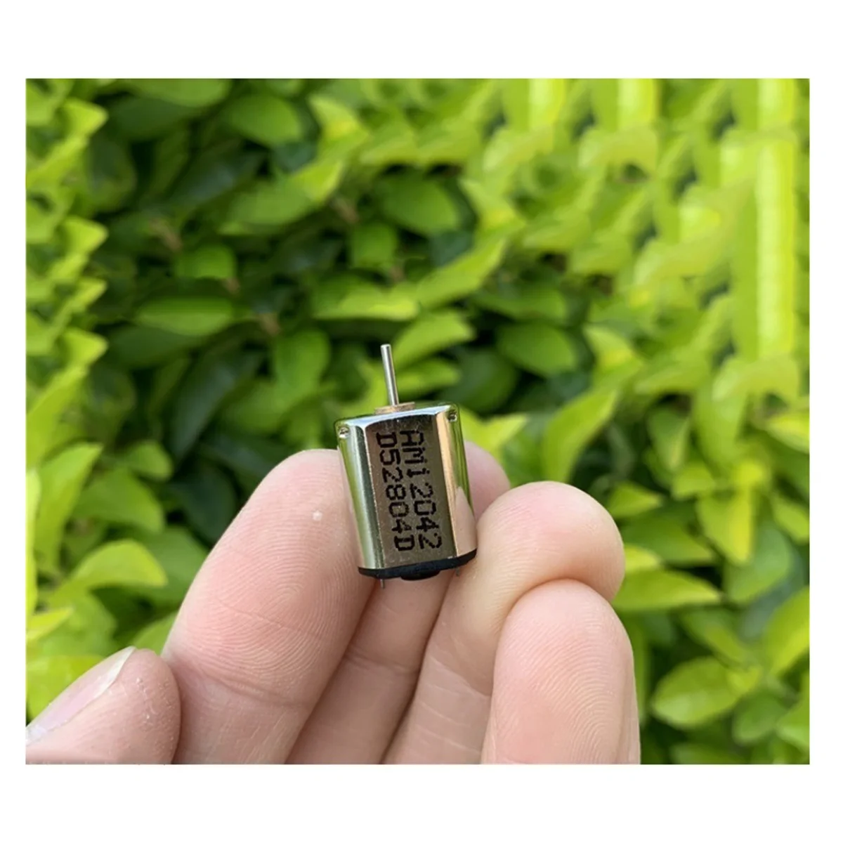 Solar Toy Motor Modle Airplane Motor, DIY Hobby Motor, Golden Shell Micro Motor, 1.5V 3.7V N20 DC Motor
Solar Toy Motor Modle Airplane Motor, DIY Hobby Motor, Golden Shell Micro Motor, 1.5V 3.7V N20 DC Motor