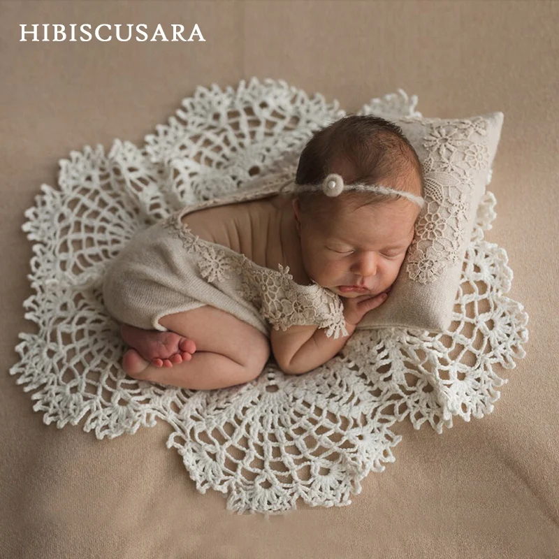 Newborn Baby Photography Props Round Lace Blanket Pillow 2pcs Set Inelastic Embroidery Lace Pads Retro Tablecloth Photo Backdrop
Newborn Baby Photography Props Round Lace Blanket Pillow 2pcs Set Inelastic Embroidery Lace Pads Retro Tablecloth Photo Backdrop