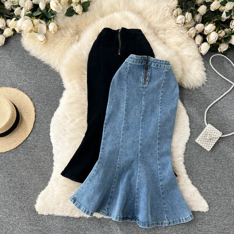 Юбка-гофр с завышенной талией, на молнии
Юбка-гофр с завышенной талией, на молнии