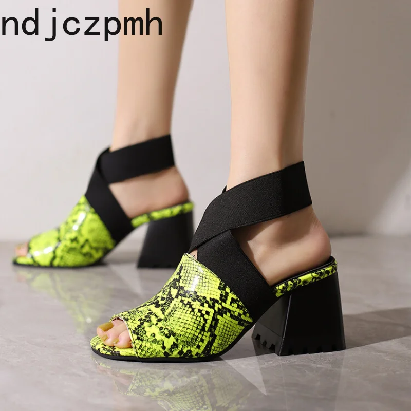 Women's Sandals summer New style fashion Exposed toe Europe and America Korean Style Mixed Colors Women's Shoes plus size 32-48
Women's Sandals summer New style fashion Exposed toe Europe and America Korean Style Mixed Colors Women's Shoes plus size 32-48