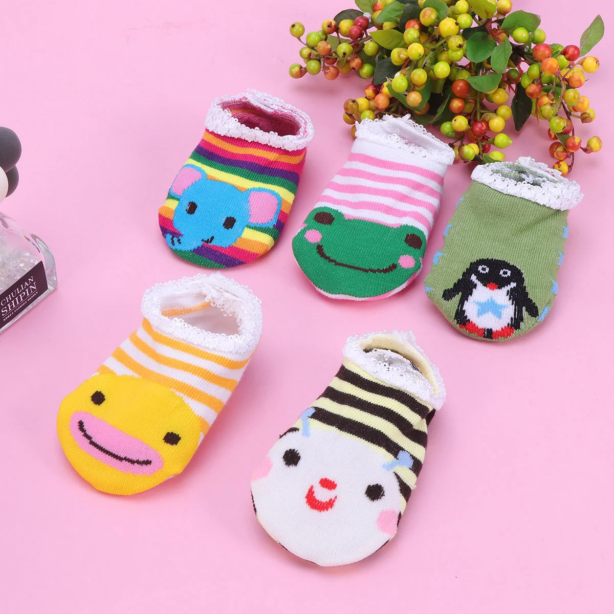 5 Pairs of Floor Socks Cartoon Sweat-absorbing Non-slip Socks for Toddlers Little Girls
5 Pairs of Floor Socks Cartoon Sweat-absorbing Non-slip Socks for Toddlers Little Girls