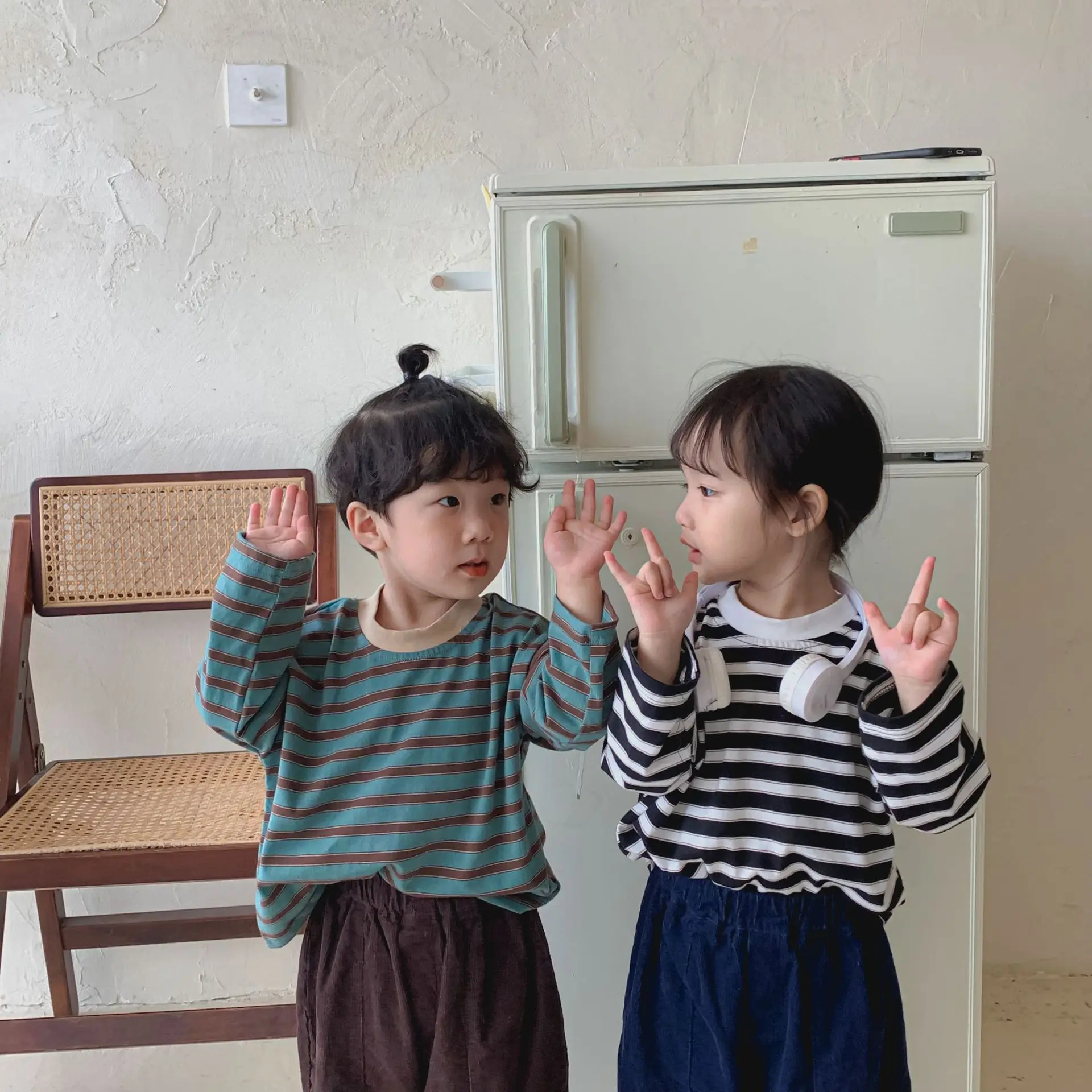 Autumn Kids Clothing T Shirts O Neck Girls Boys Cotton Children Shirt Baby Toddler Tops Stripe Long Sleeves Clothes
Autumn Kids Clothing T Shirts O Neck Girls Boys Cotton Children Shirt Baby Toddler Tops Stripe Long Sleeves Clothes
