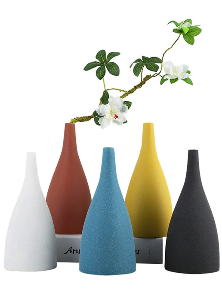 Simple European Style Ceramic Vases, Home Decorations, White Decorative Crafts, Vases
Simple European Style Ceramic Vases, Home Decorations, White Decorative Crafts, Vases