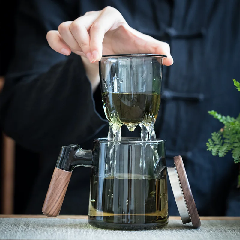 Стеклянная кружка для чая, чашки для воды с деревянной ручкой, кружка для чая с пузырями и деревянной крышкой с фильтром, креативная офисная ...
Стеклянная кружка для чая, чашки для воды с деревянной ручкой, кружка для чая с пузырями и деревянной крышкой с фильтром, креативная офисная ...