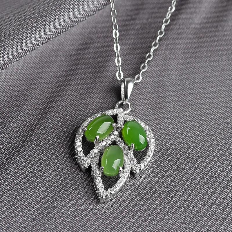 Mai Chuang/Hand-Carving/S925 Silver Inlay Hetian Jasper /leaves Necklace Pendant Men Women Fashion Accessories Fine Jewelry Gift
Mai Chuang/Hand-Carving/S925 Silver Inlay Hetian Jasper /leaves Necklace Pendant Men Women Fashion Accessories Fine Jewelry Gift